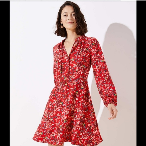 LOFT Dresses & Skirts - LOFT  🌺 Host pick! 🌼 Tie neck flare dress
